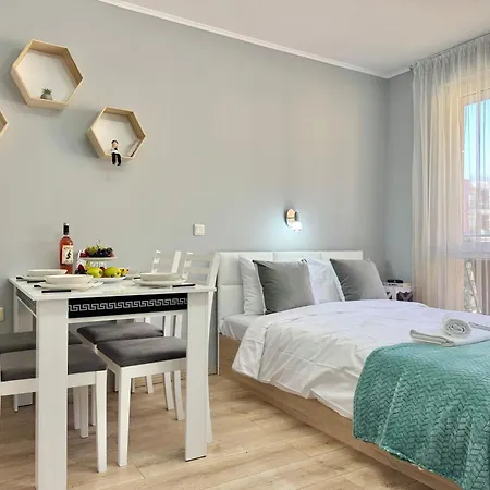 Apartament Sea Breeze With Balcony 250 Metres For The *