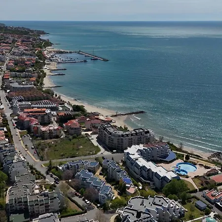 Sea Breeze With Balcony 250 Metres For The Święty Włas