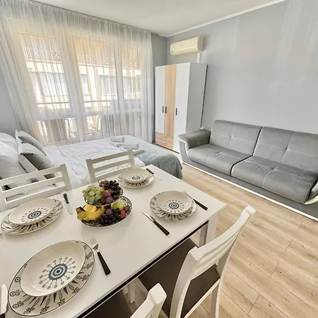 Apartament Sea Breeze With Balcony 250 Metres For The Święty Włas
