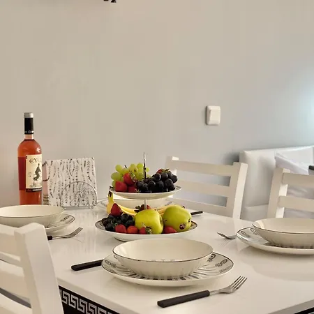 Sea Breeze With Balcony 250 Metres For The Apartament